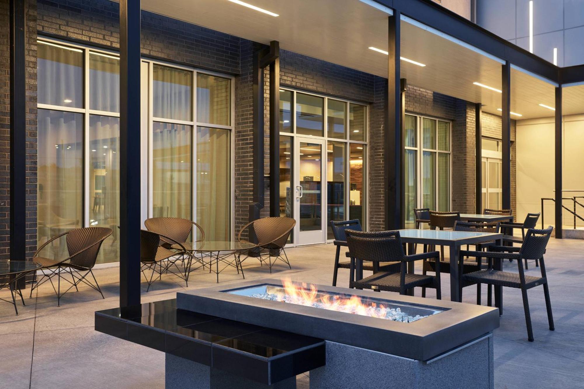Courtyard Denver Aurora Esterno foto