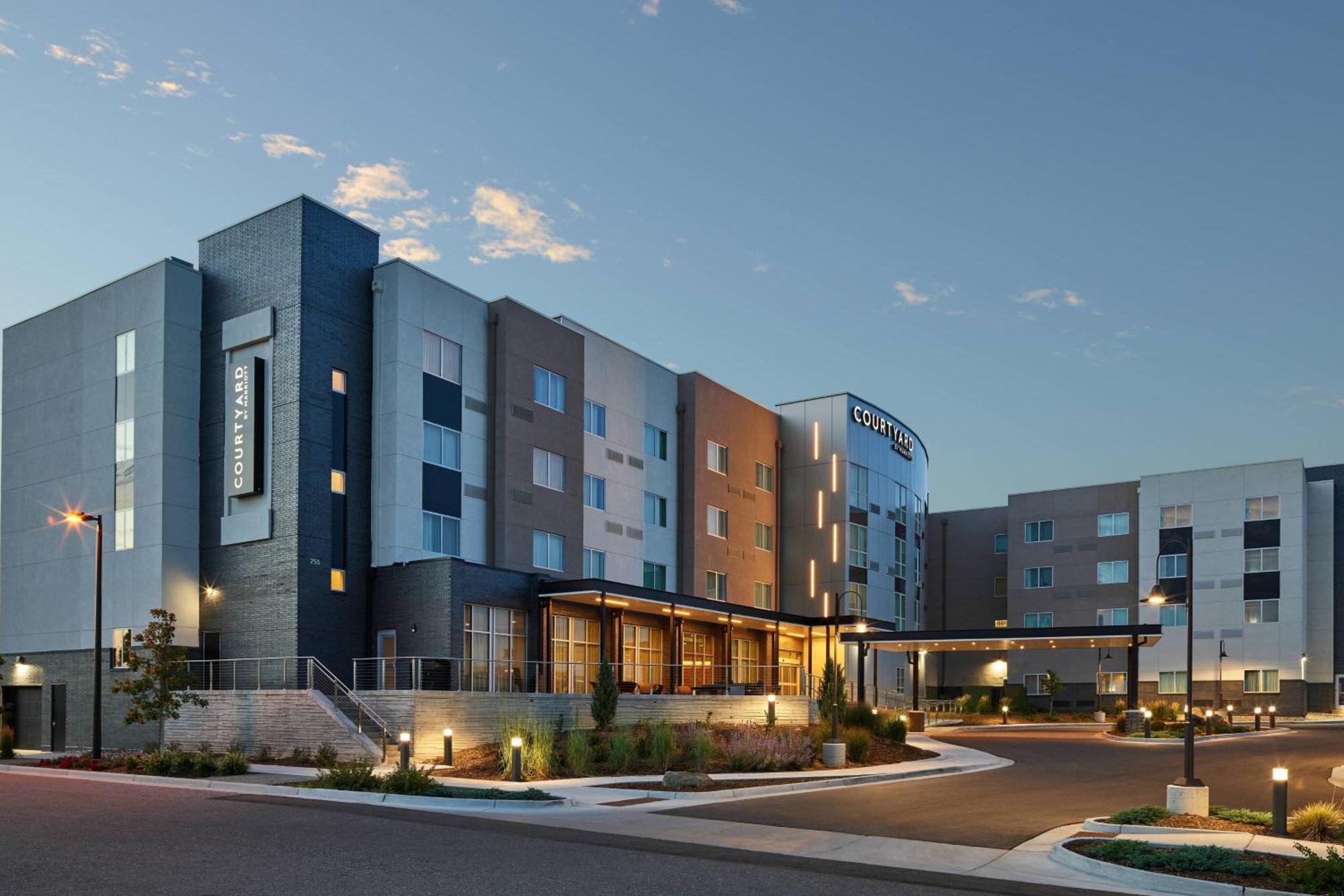 Courtyard Denver Aurora Esterno foto